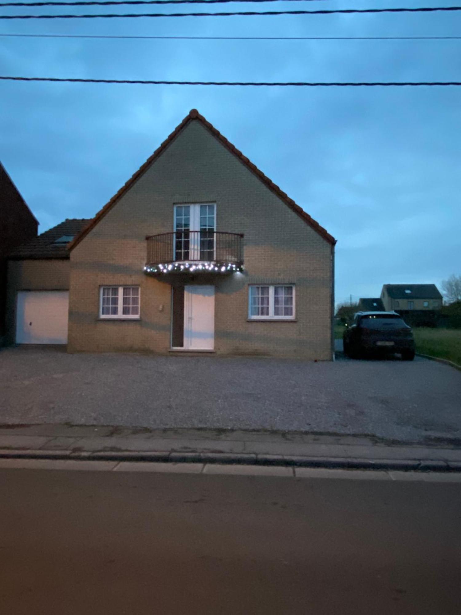 Appartement De Charme Fleurus Exterior photo